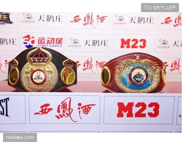 熊朝忠家里摆满金腰带，邻居以为开了五金店
